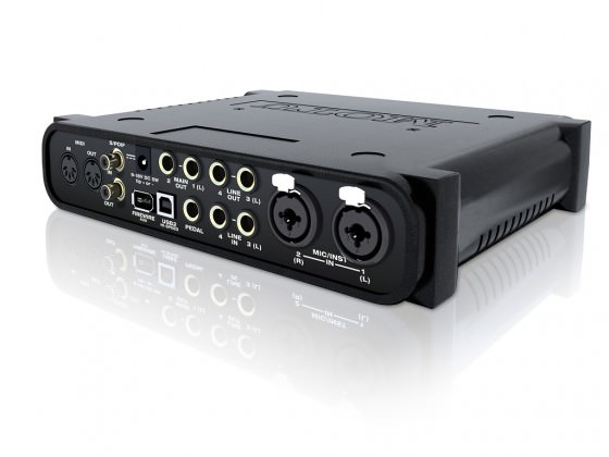 Motu Audio Express Audio Interface mit 6 Eingängen und 6 Ausgängen