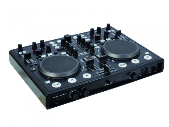 Omnitronic TMC-3 DJ Controller mit integriertem Audio Interface