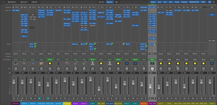 Die Mixer-Ansicht in einer DAW Software (hier: Apple Logic Pro X) - Abmischen Tutorial