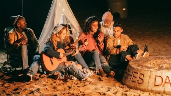 Bringe dich und deine Musik voran: 5 Tipps für deine Sommerferien