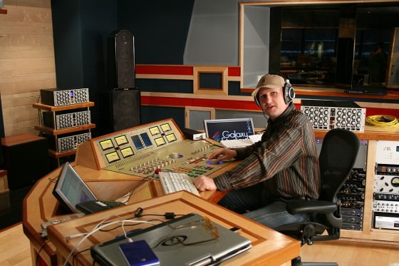 Friedemann Tischmeyer im Galaxy Studio