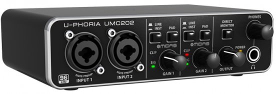 Behringer U-Phoria UMC202