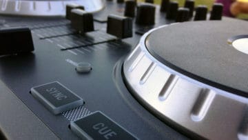 DJ MIDI Controller