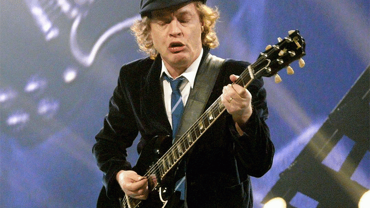 Angus Young 