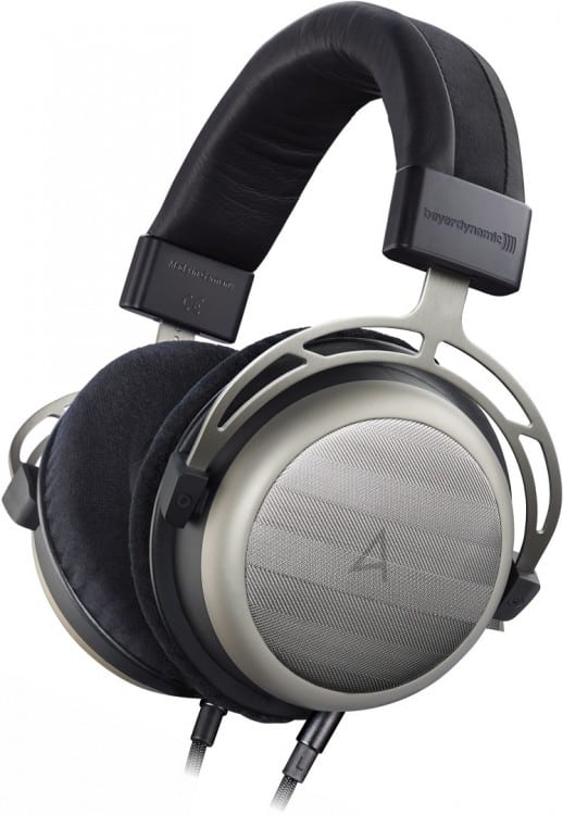 beyerdynamic AK T1p