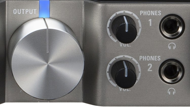 MIDI & Audio Interface - Zoom UAC-8 - Separate Lautstärkeregler + 2 Kopfhörerausgänge