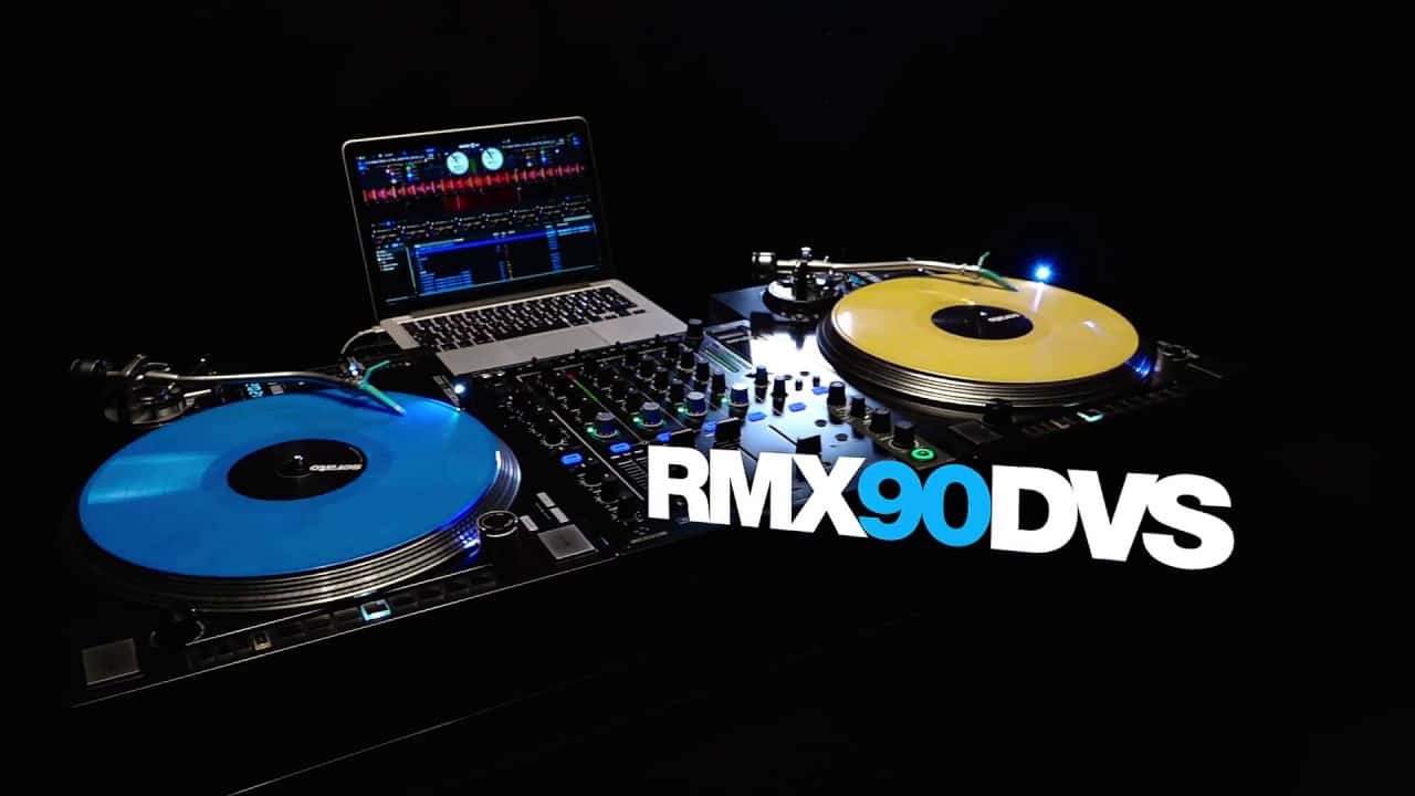 Reloop RMX90 DVS DJMixer mit 4 Kanälen & DVS ⋆ delamar.de