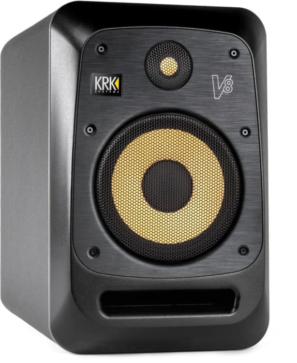 KRK V8S4 Review - Mit Schutzgittern