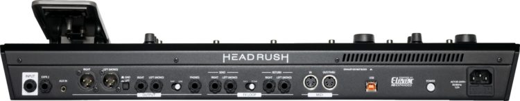 Rückseite des HeadRush Pedalboard mit allen Anschlüssen