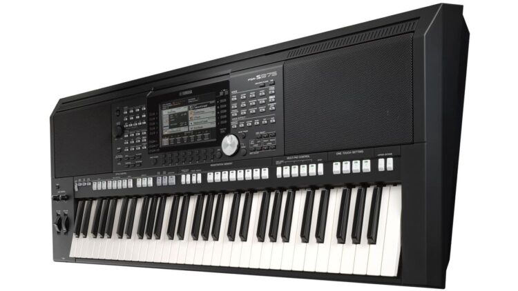 Yamaha PSR-S975