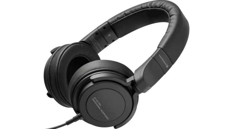 beyerdynamic DT 240 PRO