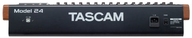 Tascam Model 24 Testbericht - Rear