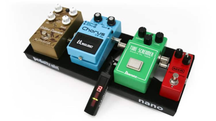 Pedalboard - Pedaltrain SST Chromatic Tuner