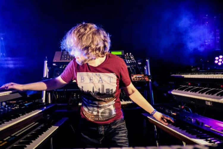 stagepiano_als_masterkeyboard_keyboardburg_kebu_Kebu-photo_by_Peter_Drastrup