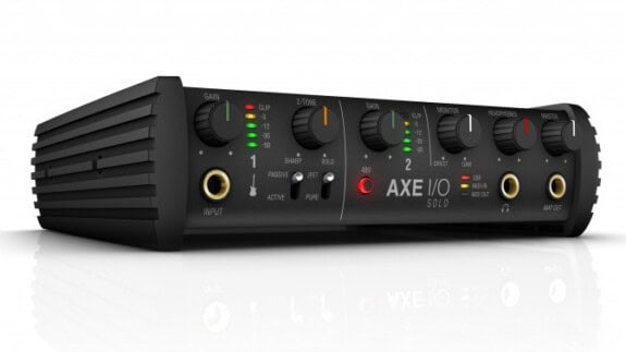 IK Multimedia AXE I/O Solo Test
