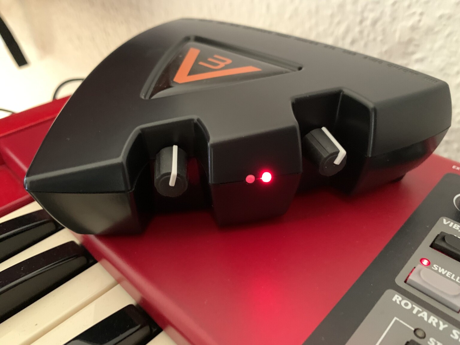 V3 Sound Grand Piano XXL Test Dreieckiger SoundGigant ⋆ delamar.de