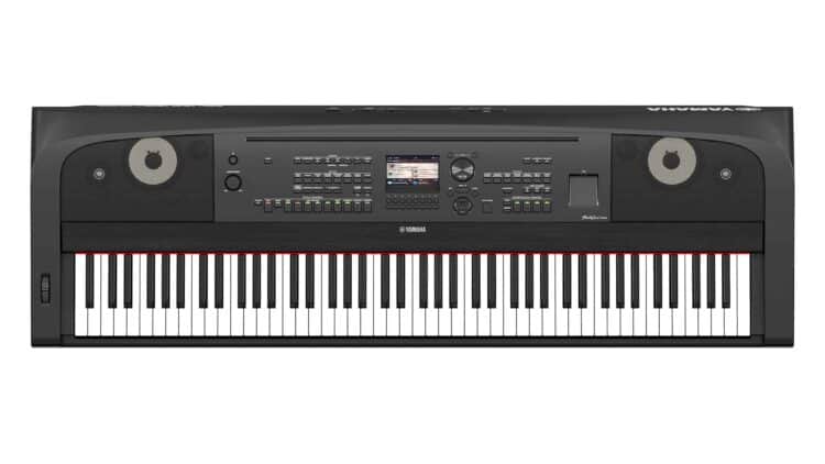 Yamaha DGX-670