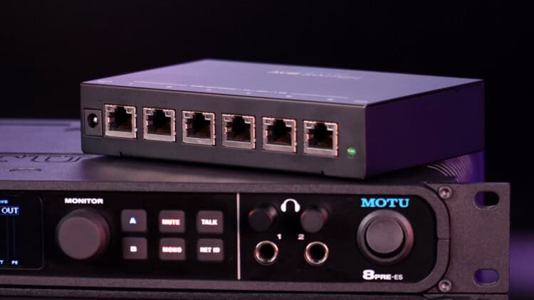 MOTU 8pre-es Test - AVB Switch