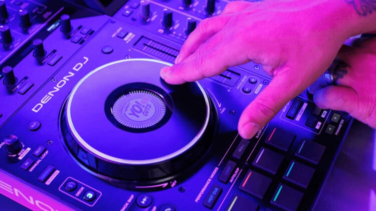 Denon DJ Prime 4 Plus Test