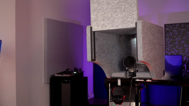 t.akustik Vocal Head Booth Test